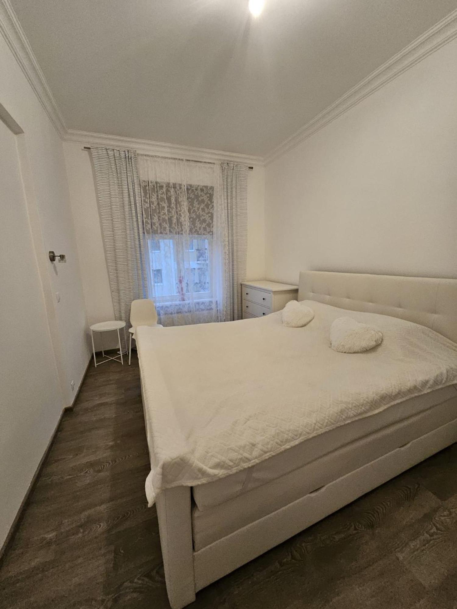 Camelia Apartment *